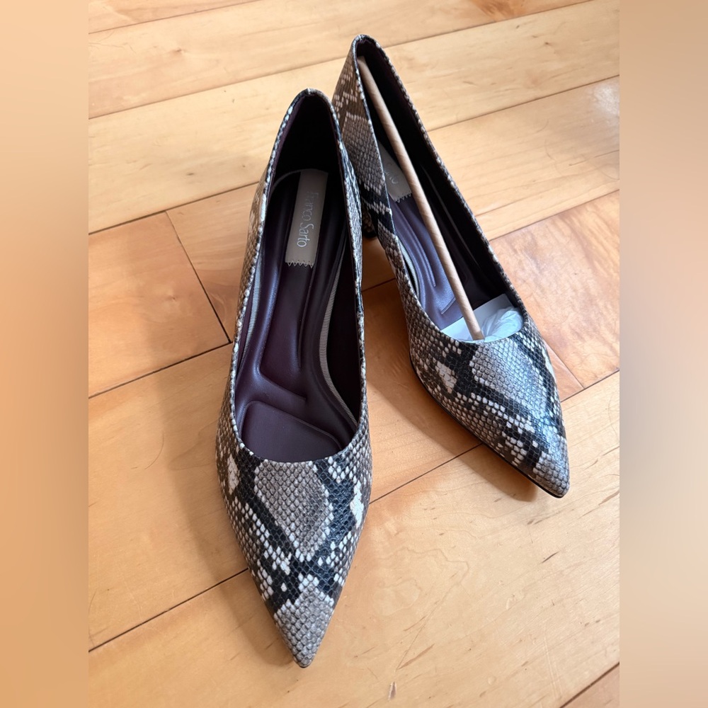 New in box Franco Sarto L Racer Pump